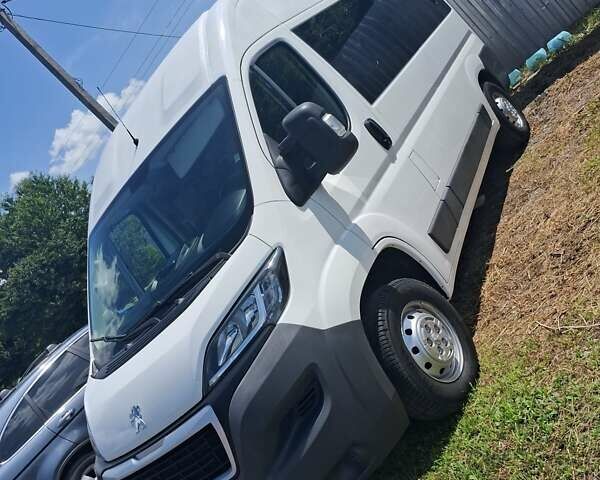 Белый Пежо Boxer, объемом двигателя 2.2 л и пробегом 274 тыс. км за 17200 $, фото 5 на Automoto.ua