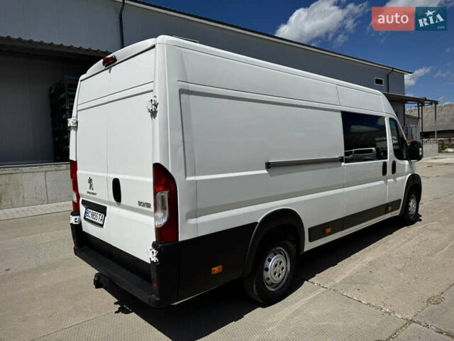 Белый Пежо Boxer, объемом двигателя 2.2 л и пробегом 163 тыс. км за 25000 $, фото 4 на Automoto.ua