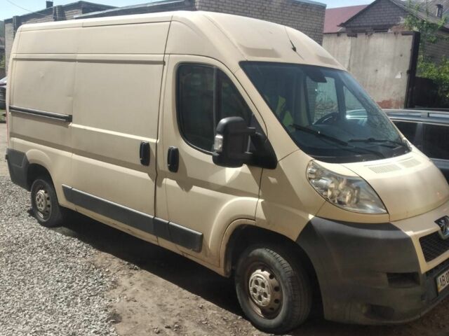 Бежевий Пежо Boxer, об'ємом двигуна 2.2 л та пробігом 400 тис. км за 7500 $, фото 1 на Automoto.ua