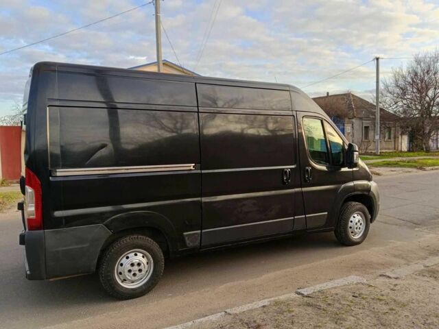 Черный Пежо Boxer, объемом двигателя 2.2 л и пробегом 265 тыс. км за 6500 $, фото 4 на Automoto.ua