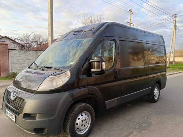 Черный Пежо Boxer, объемом двигателя 2.2 л и пробегом 265 тыс. км за 6500 $, фото 8 на Automoto.ua