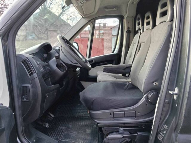 Черный Пежо Boxer, объемом двигателя 2.2 л и пробегом 265 тыс. км за 6500 $, фото 9 на Automoto.ua