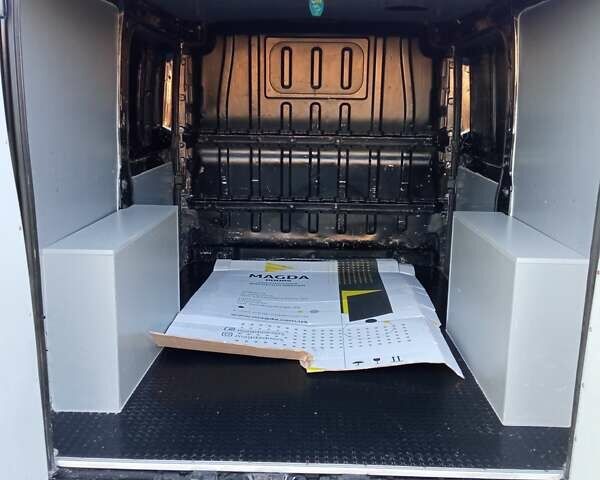 Чорний Пежо Boxer, об'ємом двигуна 2.2 л та пробігом 335 тис. км за 8800 $, фото 16 на Automoto.ua