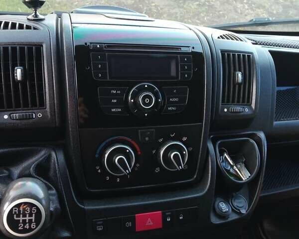 Чорний Пежо Boxer, об'ємом двигуна 2.2 л та пробігом 335 тис. км за 8800 $, фото 9 на Automoto.ua