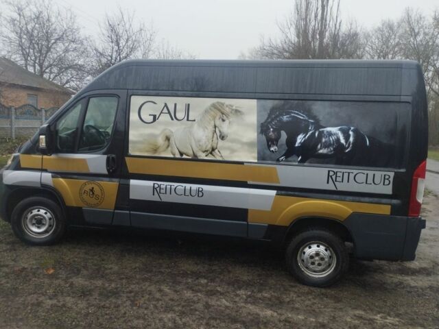 Чорний Пежо Boxer, об'ємом двигуна 2 л та пробігом 100 тис. км за 12900 $, фото 3 на Automoto.ua