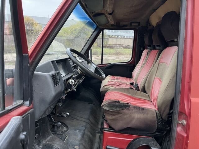 Красный Пежо Boxer, объемом двигателя 2.5 л и пробегом 580 тыс. км за 1500 $, фото 9 на Automoto.ua