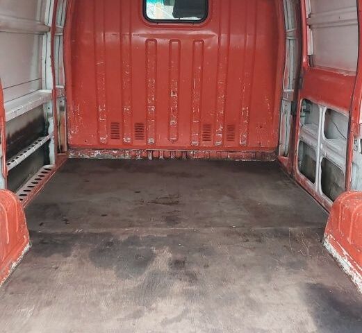 Красный Пежо Boxer, объемом двигателя 2.5 л и пробегом 290 тыс. км за 1200 $, фото 5 на Automoto.ua