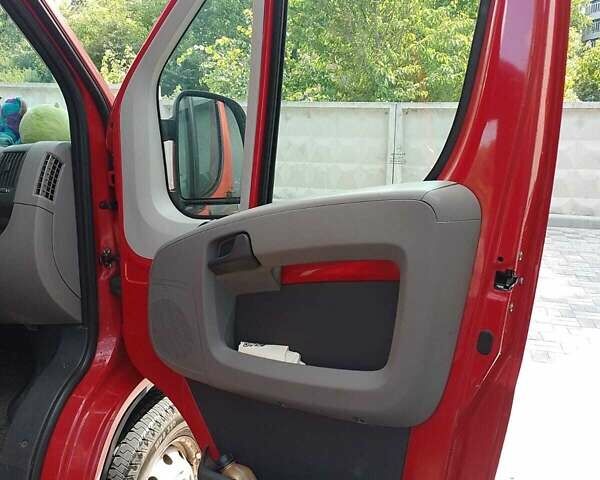 Красный Пежо Boxer, объемом двигателя 2.2 л и пробегом 247 тыс. км за 6450 $, фото 9 на Automoto.ua