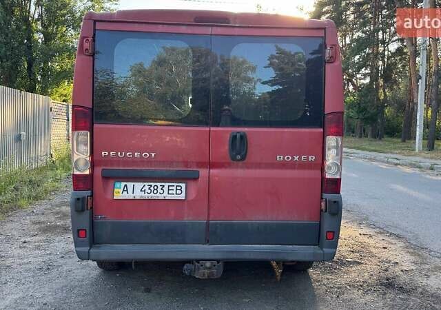 Красный Пежо Boxer, объемом двигателя 2.2 л и пробегом 400 тыс. км за 4800 $, фото 3 на Automoto.ua
