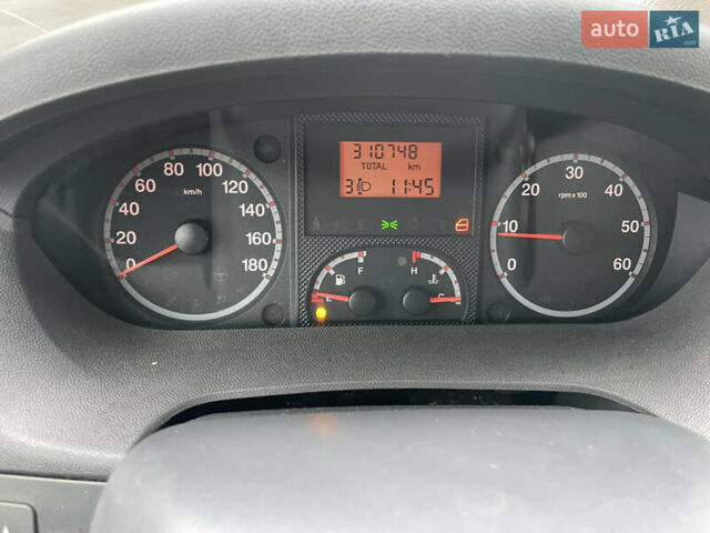 Красный Пежо Boxer, объемом двигателя 2.2 л и пробегом 310 тыс. км за 6700 $, фото 8 на Automoto.ua