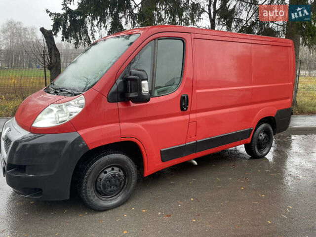 Красный Пежо Boxer, объемом двигателя 2.2 л и пробегом 310 тыс. км за 6700 $, фото 15 на Automoto.ua