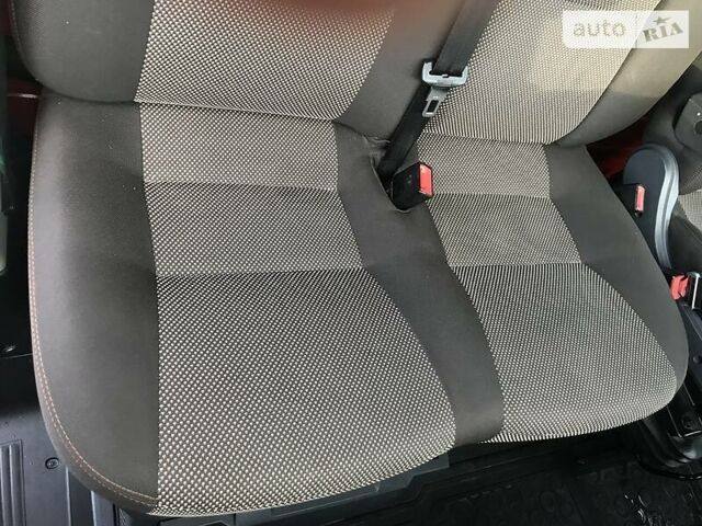 Красный Пежо Boxer, объемом двигателя 3 л и пробегом 310 тыс. км за 16500 $, фото 25 на Automoto.ua
