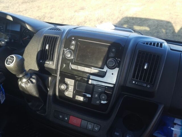 Красный Пежо Boxer, объемом двигателя 2 л и пробегом 155 тыс. км за 18000 $, фото 10 на Automoto.ua