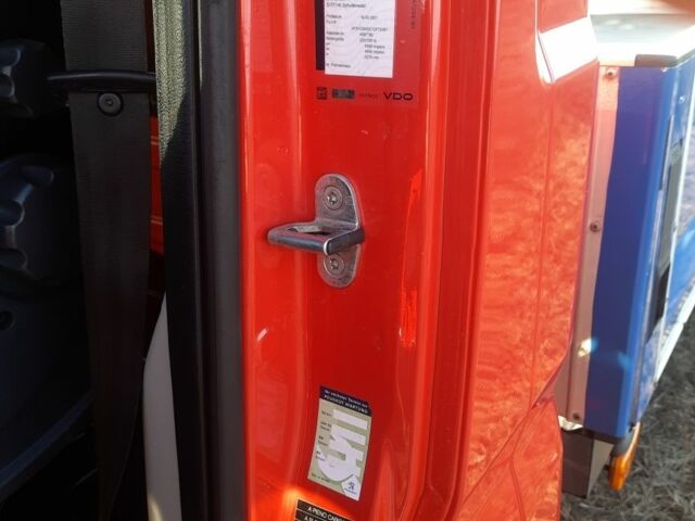 Красный Пежо Boxer, объемом двигателя 2 л и пробегом 155 тыс. км за 18000 $, фото 4 на Automoto.ua