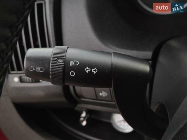 Красный Пежо Boxer, объемом двигателя 3 л и пробегом 340 тыс. км за 13355 $, фото 36 на Automoto.ua