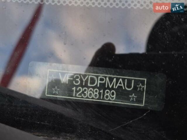 Красный Пежо Boxer, объемом двигателя 3 л и пробегом 340 тыс. км за 13355 $, фото 48 на Automoto.ua