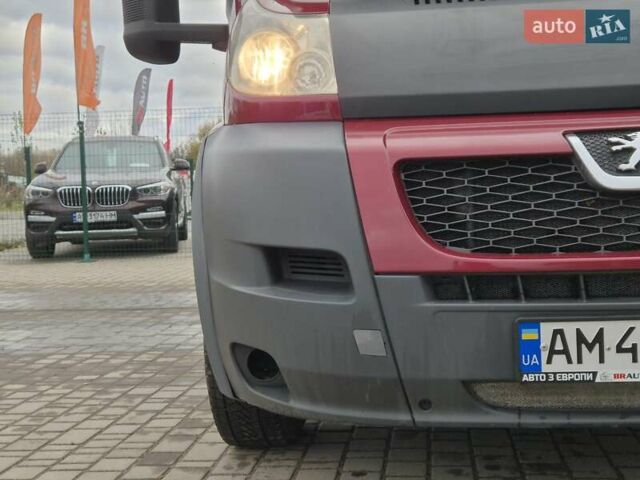 Красный Пежо Boxer, объемом двигателя 3 л и пробегом 340 тыс. км за 13355 $, фото 6 на Automoto.ua