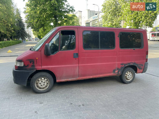 Червоний Пежо Boxer, об'ємом двигуна 2.5 л та пробігом 400 тис. км за 2800 $, фото 1 на Automoto.ua