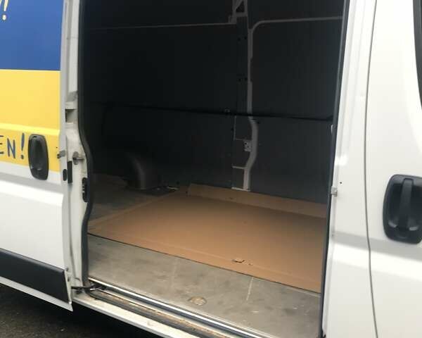 Пежо Boxer, объемом двигателя 2.2 л и пробегом 110 тыс. км за 21000 $, фото 3 на Automoto.ua