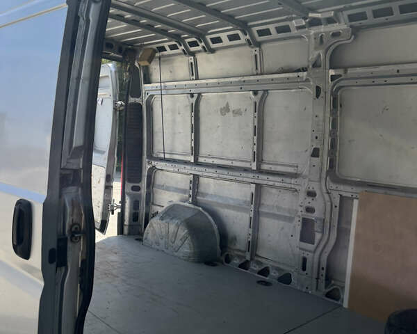 Пежо Boxer, объемом двигателя 0 л и пробегом 330 тыс. км за 9500 $, фото 11 на Automoto.ua