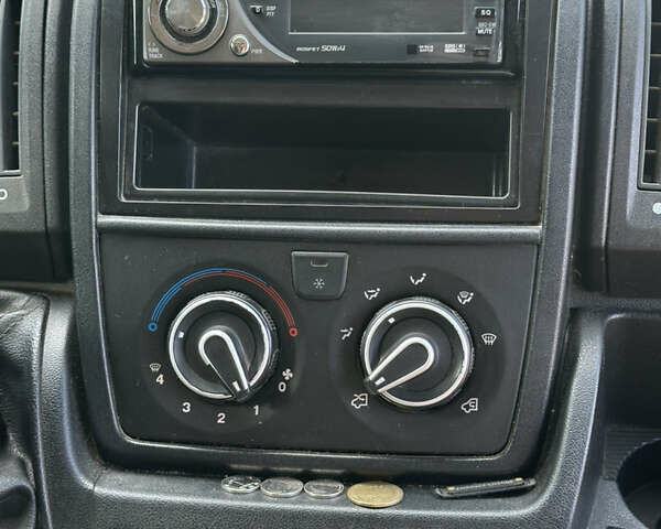 Пежо Boxer, объемом двигателя 0 л и пробегом 330 тыс. км за 9500 $, фото 15 на Automoto.ua