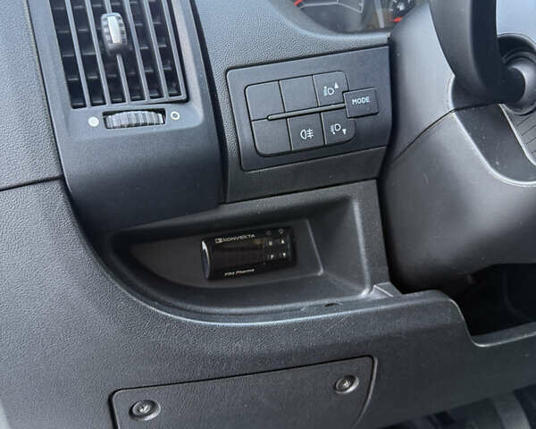 Пежо Boxer, объемом двигателя 2 л и пробегом 311 тыс. км за 14500 $, фото 18 на Automoto.ua