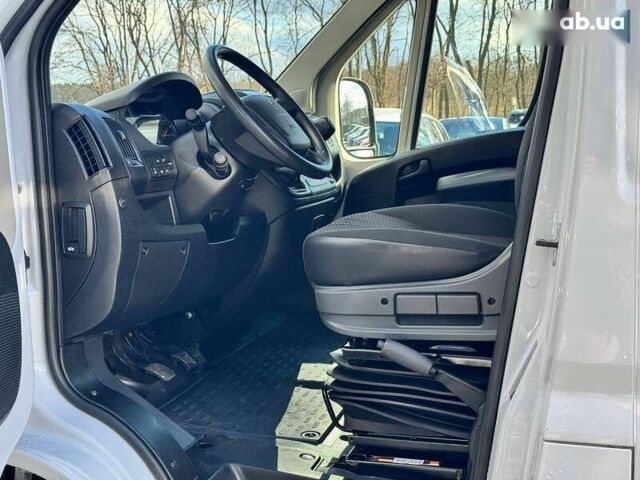 Пежо Boxer, объемом двигателя 2.2 л и пробегом 137 тыс. км за 19990 $, фото 20 на Automoto.ua