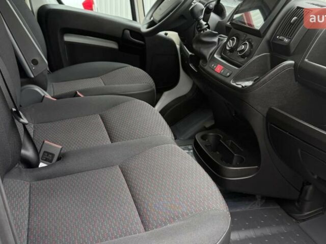 Пежо Boxer 2025 года купить новое авто Пежо Boxer 2025 года от официального дилера Peugeot Авто-Шанс Пежо фото