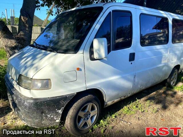 Пежо Boxer, объемом двигателя 2.5 л и пробегом 300 тыс. км за 2300 $, фото 2 на Automoto.ua