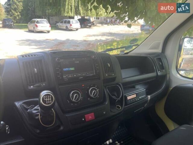 Желтый Пежо Boxer, объемом двигателя 3 л и пробегом 315 тыс. км за 22900 $, фото 20 на Automoto.ua