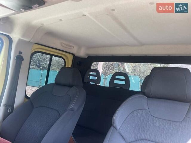 Желтый Пежо Boxer, объемом двигателя 3 л и пробегом 315 тыс. км за 22900 $, фото 6 на Automoto.ua