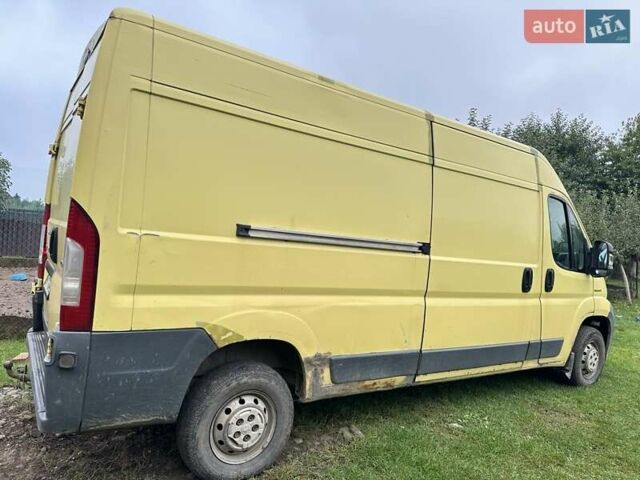Желтый Пежо Boxer, объемом двигателя 2.2 л и пробегом 320 тыс. км за 4600 $, фото 2 на Automoto.ua