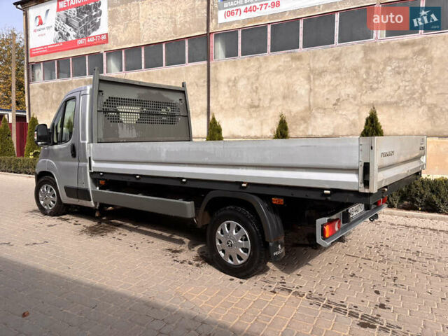Серый Пежо Boxer, объемом двигателя 2.2 л и пробегом 90 тыс. км за 15000 $, фото 3 на Automoto.ua