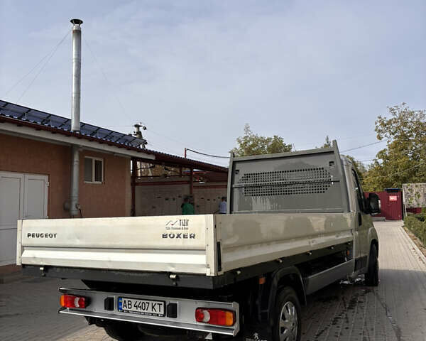 Серый Пежо Boxer, объемом двигателя 2.2 л и пробегом 90 тыс. км за 15000 $, фото 5 на Automoto.ua