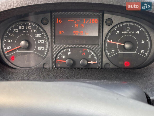 Серый Пежо Boxer, объемом двигателя 2.2 л и пробегом 90 тыс. км за 15000 $, фото 17 на Automoto.ua