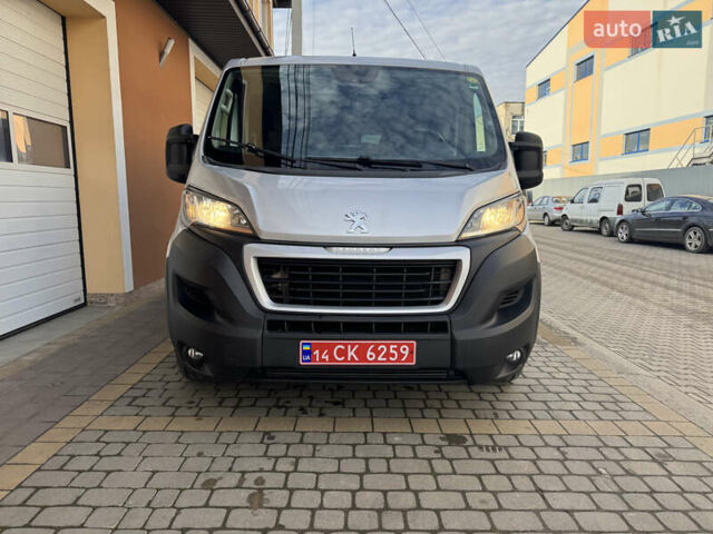 Сірий Пежо Boxer, об'ємом двигуна 2 л та пробігом 240 тис. км за 21900 $, фото 4 на Automoto.ua