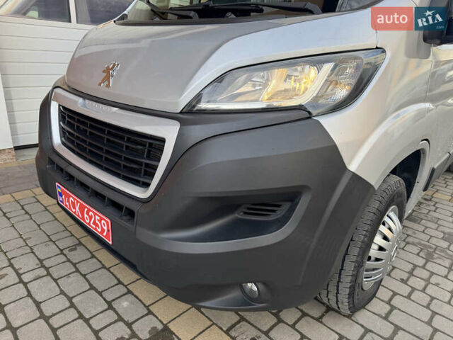 Сірий Пежо Boxer, об'ємом двигуна 2 л та пробігом 240 тис. км за 21900 $, фото 10 на Automoto.ua