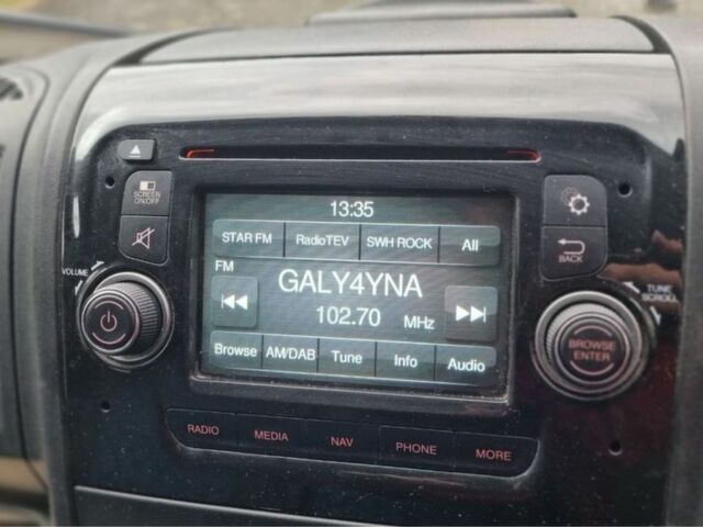 Серый Пежо Boxer, объемом двигателя 2 л и пробегом 123 тыс. км за 5850 $, фото 8 на Automoto.ua