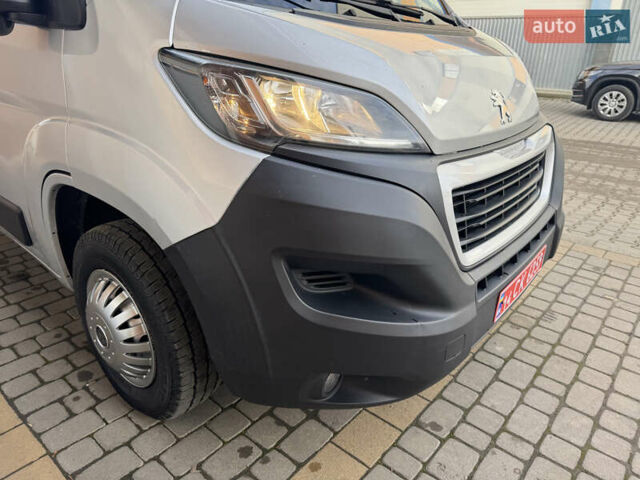 Сірий Пежо Boxer, об'ємом двигуна 2 л та пробігом 240 тис. км за 21900 $, фото 11 на Automoto.ua