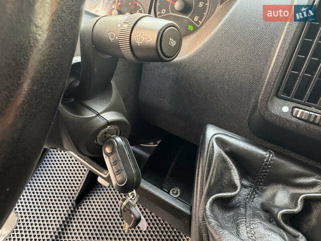 Сірий Пежо Boxer, об'ємом двигуна 2 л та пробігом 240 тис. км за 21900 $, фото 26 на Automoto.ua