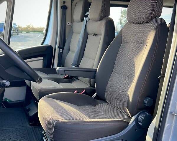 Сірий Пежо Boxer, об'ємом двигуна 2.2 л та пробігом 90 тис. км за 23300 $, фото 31 на Automoto.ua