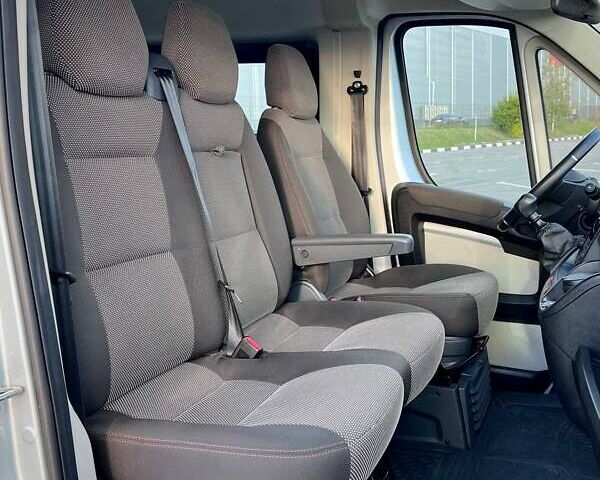 Сірий Пежо Boxer, об'ємом двигуна 2.2 л та пробігом 90 тис. км за 23300 $, фото 32 на Automoto.ua