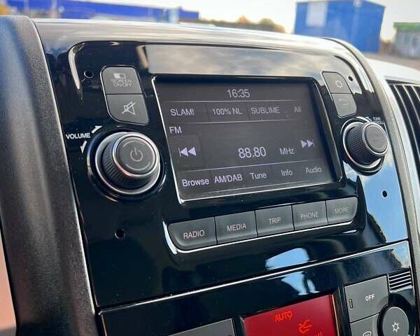 Сірий Пежо Boxer, об'ємом двигуна 2.2 л та пробігом 90 тис. км за 23300 $, фото 23 на Automoto.ua