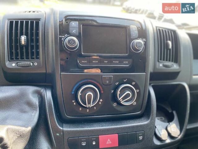 Серый Пежо Boxer, объемом двигателя 2.3 л и пробегом 175 тыс. км за 15350 $, фото 35 на Automoto.ua
