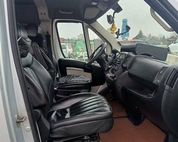 Серый Пежо Boxer, объемом двигателя 2.2 л и пробегом 480 тыс. км за 13000 $, фото 5 на Automoto.ua