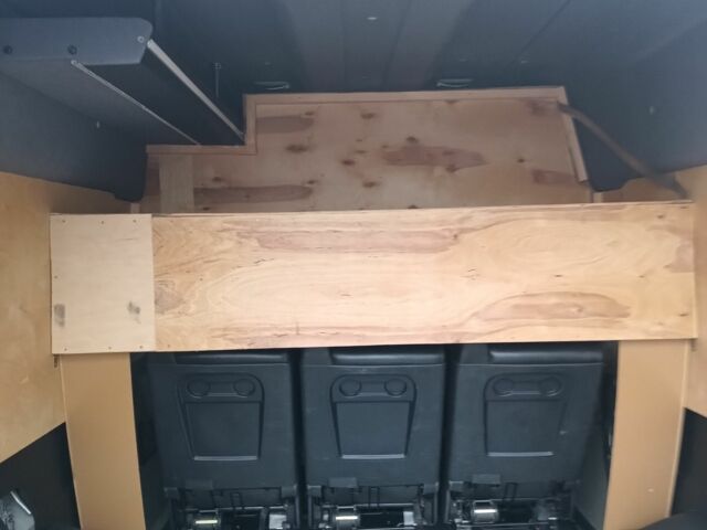 Серый Пежо Boxer, объемом двигателя 2.2 л и пробегом 480 тыс. км за 13000 $, фото 7 на Automoto.ua