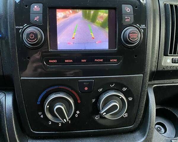 Серый Пежо Boxer, объемом двигателя 2.2 л и пробегом 354 тыс. км за 20900 $, фото 39 на Automoto.ua