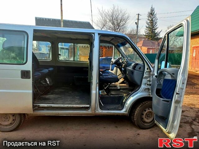 Серый Пежо Boxer, объемом двигателя 2.8 л и пробегом 0 тыс. км за 3600 $, фото 2 на Automoto.ua