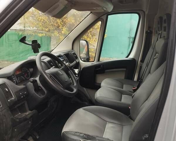 Сірий Пежо Boxer, об'ємом двигуна 3 л та пробігом 435 тис. км за 11500 $, фото 1 на Automoto.ua