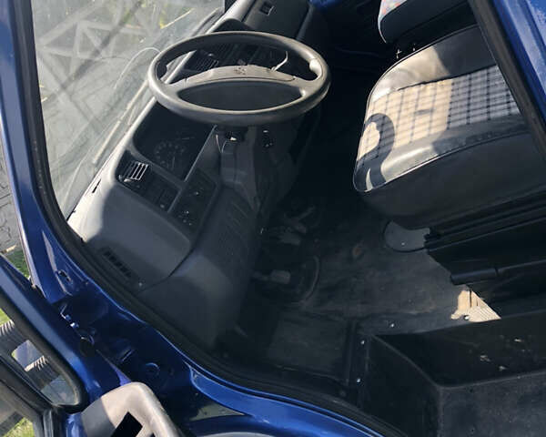 Синий Пежо Boxer, объемом двигателя 2.45 л и пробегом 320 тыс. км за 3300 $, фото 3 на Automoto.ua